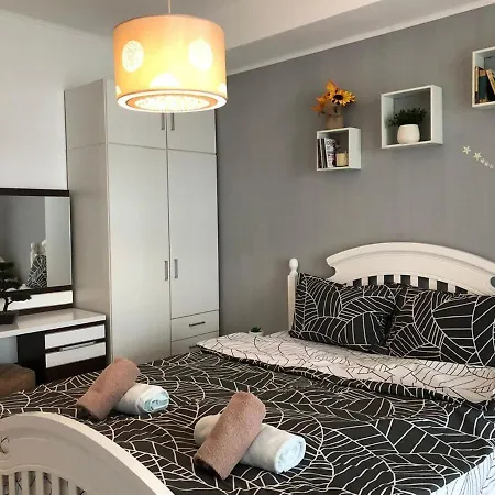 By Vibe Lägenhet *